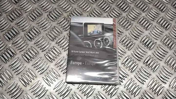 Mercedes-Benz E W212 (2009 - 2016) Навигационные карты CD/DVD — фото 1