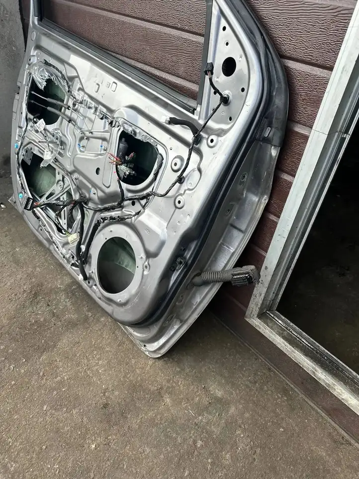Hyundai i20 (PB PBT) (2012 - 2014) Дверь — фото 4