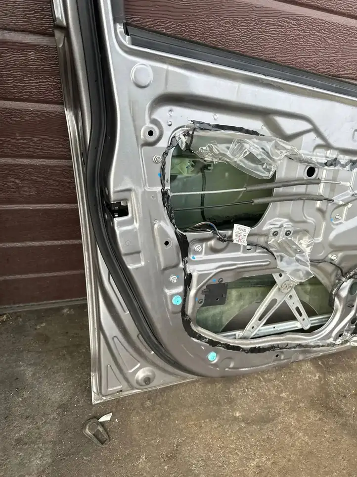 Hyundai i20 (PB PBT) (2012 - 2014) Дверь — фото 5