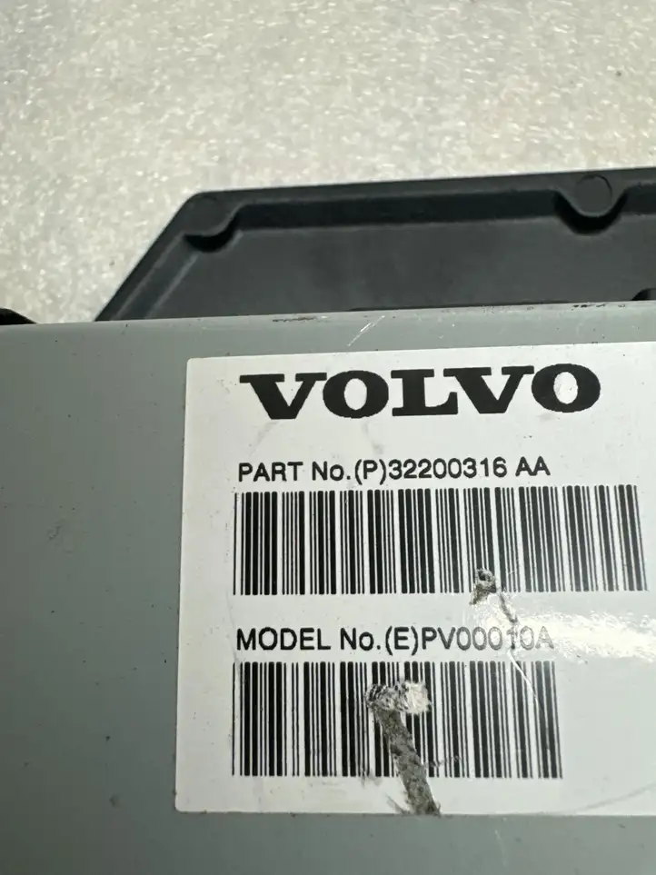 Volvo XC90 (2019 - ) 32200316 Усилитель звука — фото 3