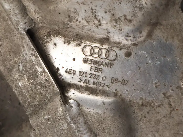 Audi A8 S8 D3 4E (2005 - 2007) 07L959253C Насос вторичного воздуха — фото 2