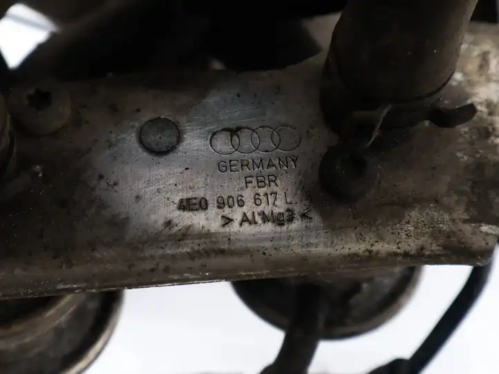 Audi A8 S8 D3 4E (2005 - 2007) 07L959253C Насос вторичного воздуха — фото 3