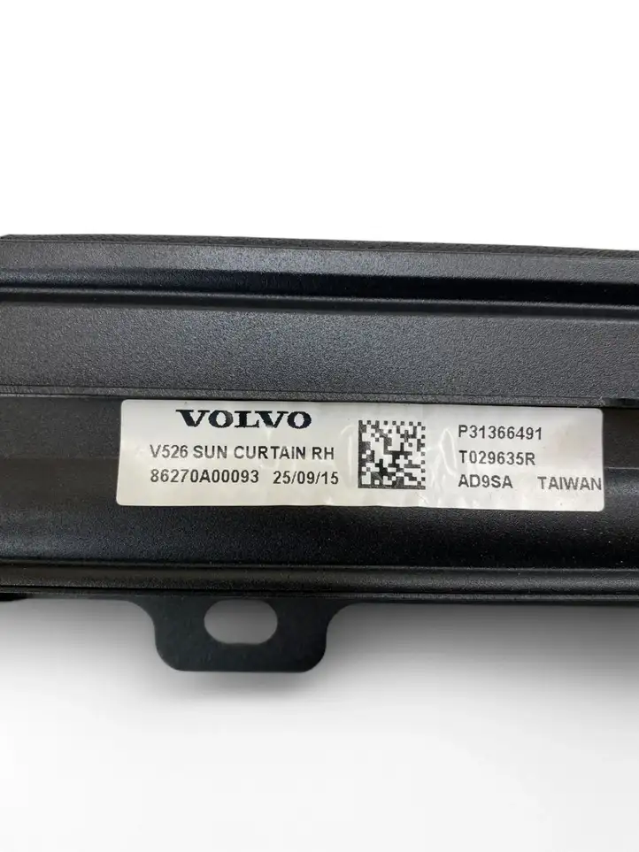 Volvo XC90 (2014 - 2019) 31366491 Солнцезащитная шторка заднего бокового окна — фото 3