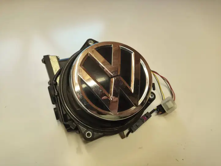Volkswagen Golf VI (2009 - 2013) 5G0827469C Кнопка закрытия крышки багажника — фото 1