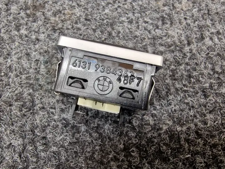 BMW 3 F30 F35 F31 (2012 - 2018) 9384363 Кнопка обогрева рулевого колеса — фото 4