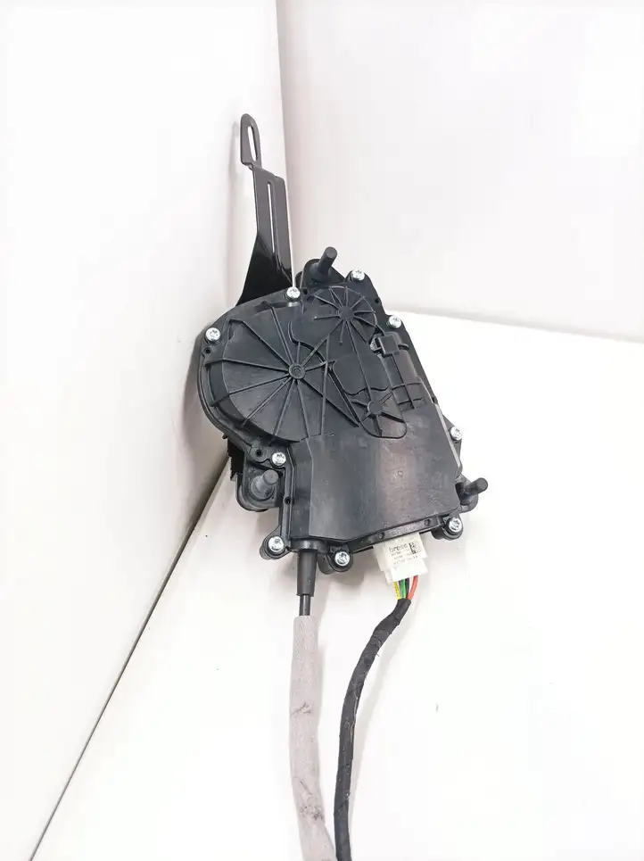 BMW 3 F30 F35 F31 (2012 - 2018) 7263156 Электропривод крышки багажника — фото 15