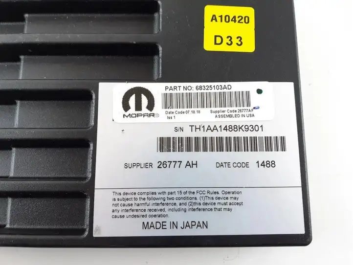 Jeep Grand Cherokee (2010 - 2021) 68325103AD Усилитель звука — фото 2