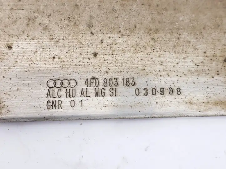 Audi A6 S6 C6 4F (2008 - 2011) 4F0803183 Прочие детали днища — фото 2