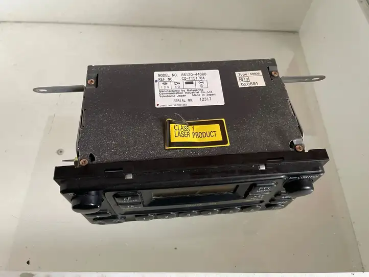 Toyota Avensis Verso (2001 - 2004) 8612044080 Магнитола / мультимедийная система — фото 3