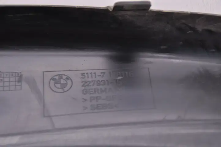 BMW 5 E60 E61 (2004 - 2010) 7178116 Дефлектор воздуха — фото 2