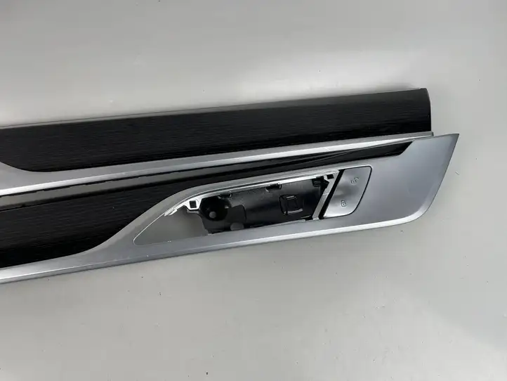 BMW 7 G11 G12 (2015 - 2022) 7851826 Декоративная отделка — фото 33