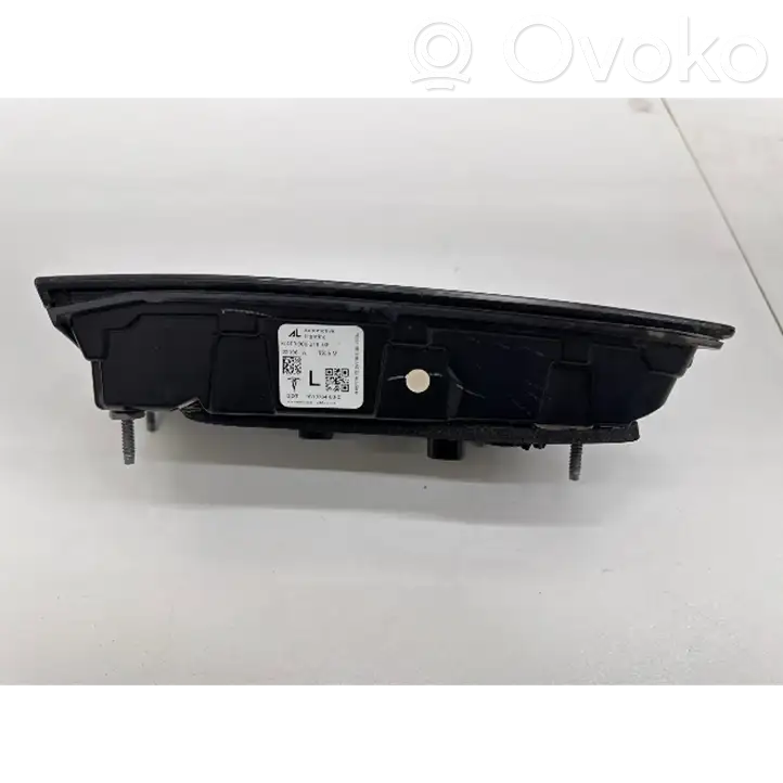 Tesla Model S (2021 - ) 161376400C Задний фонарь в крышке багажника — фото 10