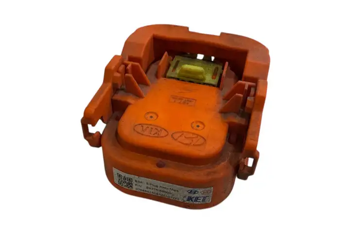 Kia Soul (2014 - 2016) E437586000 Предохранитель — фото 1