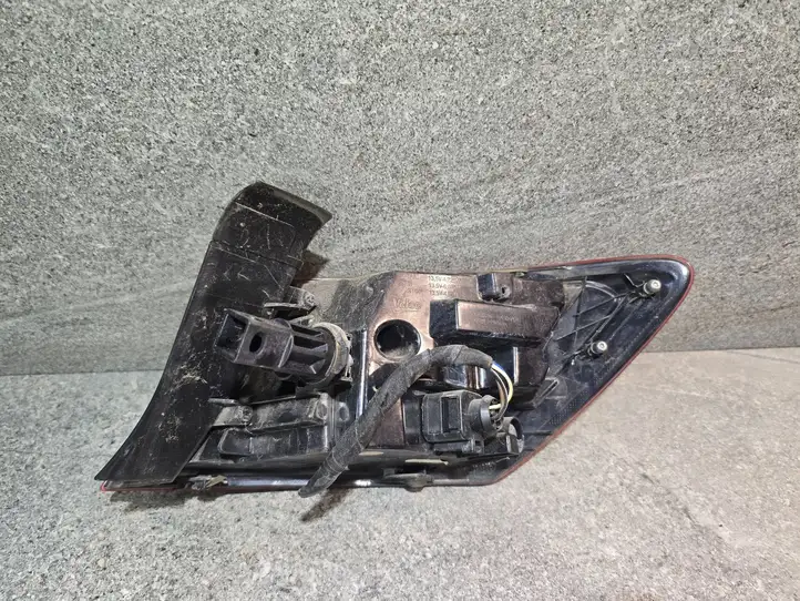 Seat Leon (1P) (2005 - 2012) 5F0945207F Задний фонарь в кузове — фото 4