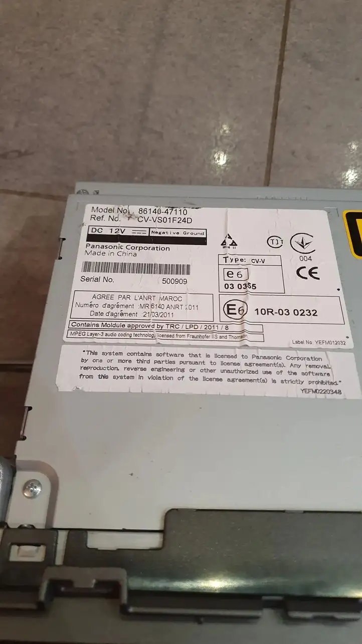 Toyota Prius (XW30) (2009 - 2015) 8614047110 Магнитола / мультимедийная система — фото 13