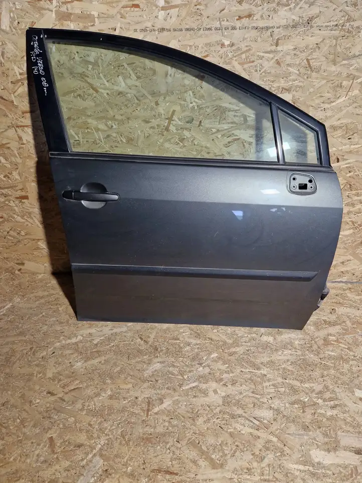 Toyota Corolla Verso AR10 (2004 - 2009) Дверь — фото 1