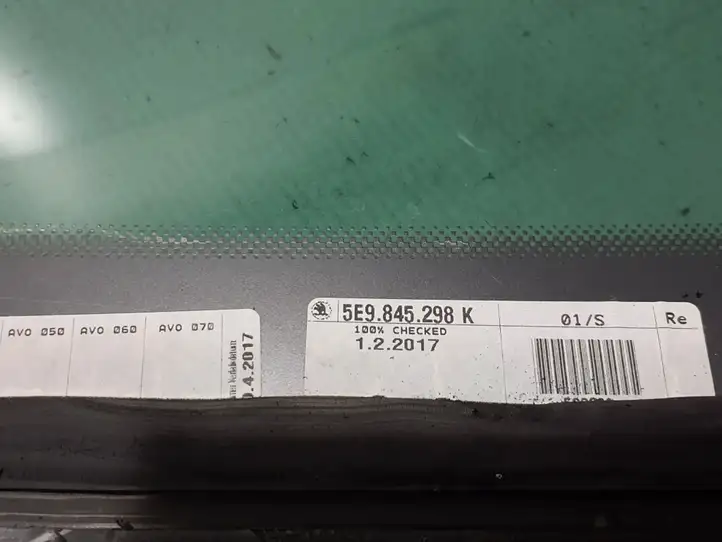 Skoda Octavia Mk3 (5E) (2013 - 2019) 5E9845298K Заднее боковое стекло — фото 6