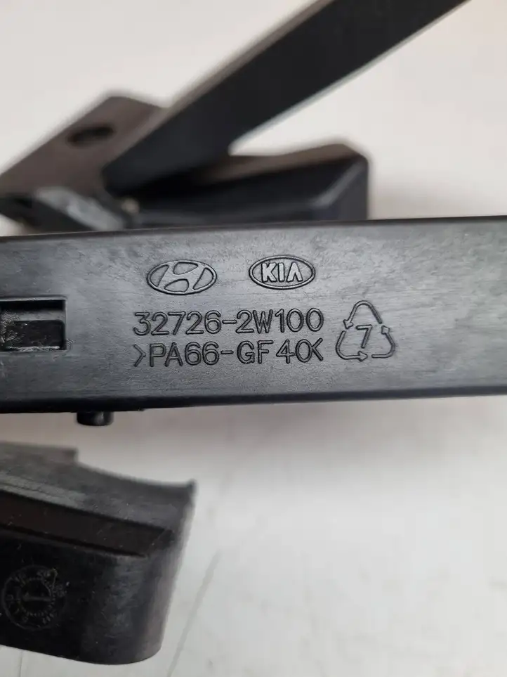 Hyundai Grand Santa Fe NC (2015 - 2018) 327262W100 Педаль акселератора — фото 7