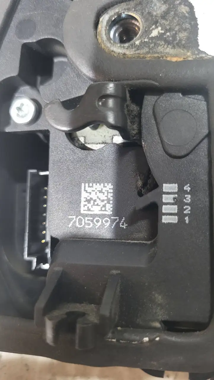 BMW 3 E90 E91 (2005 - 2012) 7466504 Накладка ручки двери — фото 4