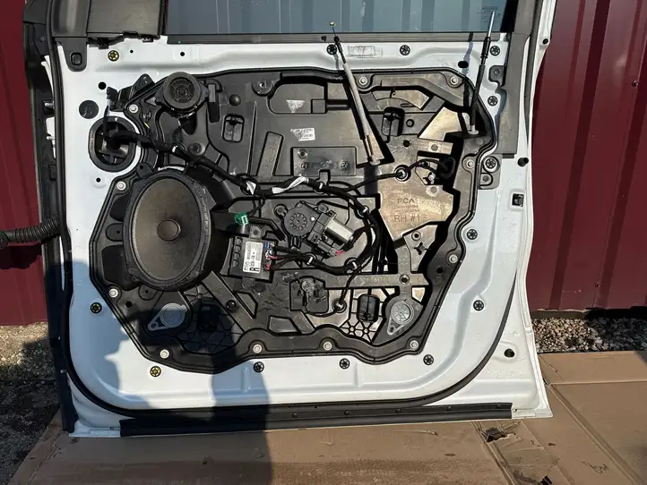 Dodge Ram (2018 - ) Дверь — фото 5