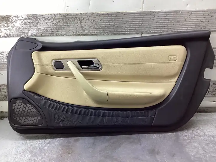 Mercedes-Benz SLK R170 (1996 - 2004) A1707204270 Обшивка раздвижной двери — фото 2
