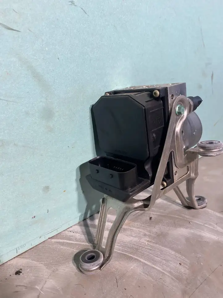 Porsche 911 996 (1997 - 2005) 99635575555 ABS блок — фото 5