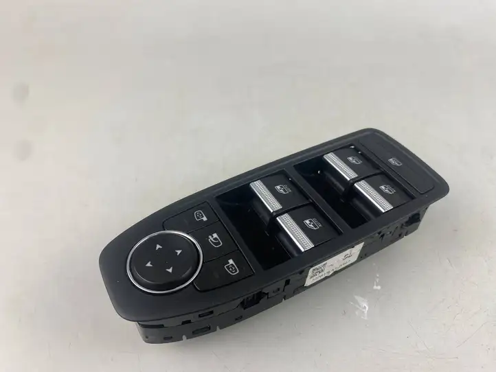 Renault Arkana (2019 - ) 254107001R Блок кнопок стеклоподъемников — фото 1