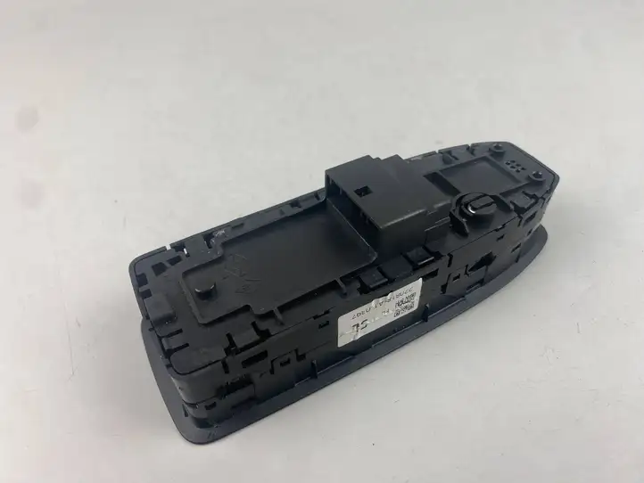 Renault Arkana (2019 - ) 254107001R Блок кнопок стеклоподъемников — фото 2