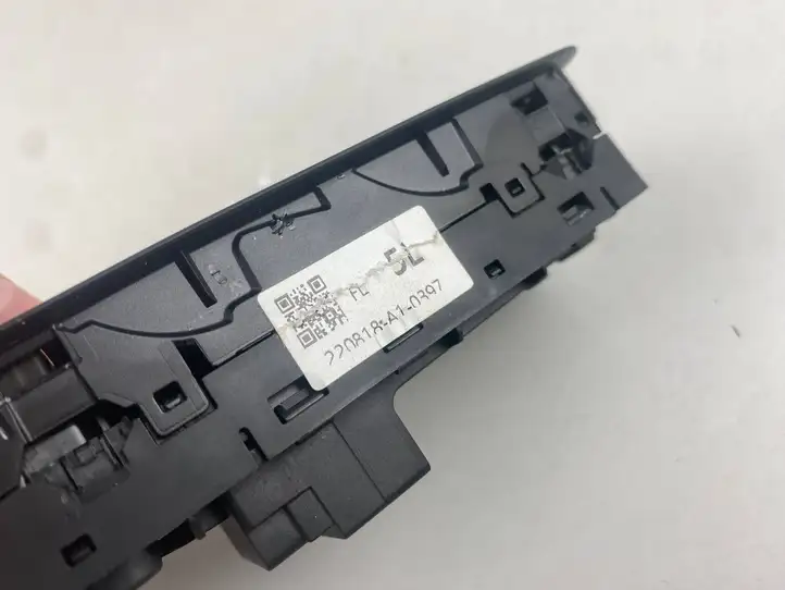 Renault Arkana (2019 - ) 254107001R Блок кнопок стеклоподъемников — фото 10