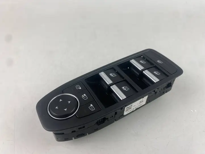 Renault Arkana (2019 - ) 254107001R Блок кнопок стеклоподъемников — фото 11