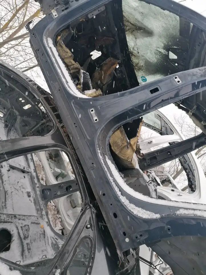 Volvo XC40 (2017 - ) Передний порог кузова — фото 2