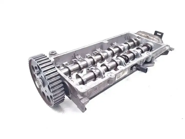 Audi A5 (2016 - )  04L103292J Распределительный валик