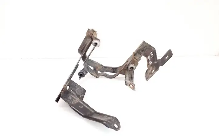 Ford Kuga I (2008 - 2012) 3M513K738CA Кронштейн насоса ГУР — фото 1