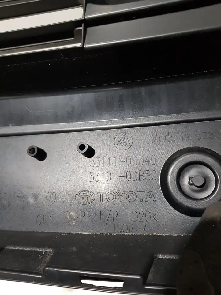 Toyota Yaris XP210 (2020 - ) 531110DD40 Вентиляционная решетка кузова — фото 11