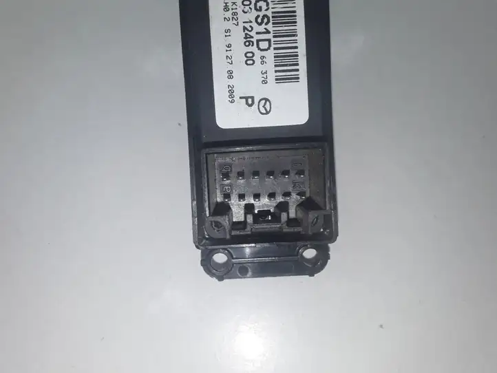 Mazda 6 (2009 - 2012) GS1D66370 Кнопка стеклоподъемников — фото 4