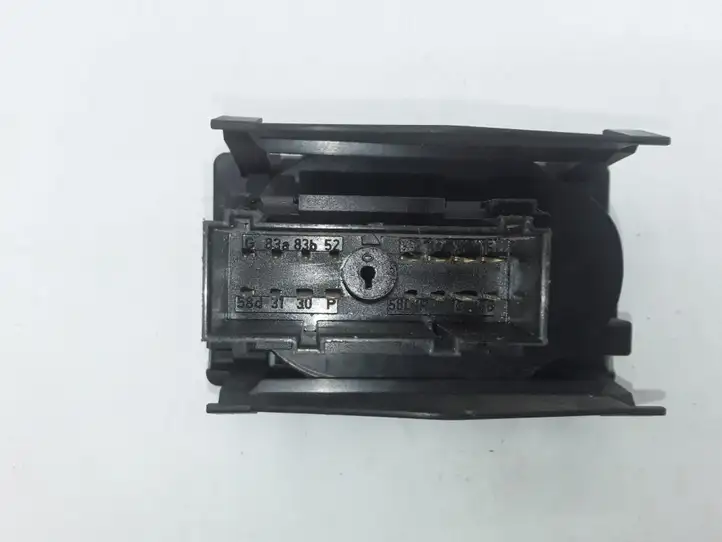 Ford Mondeo Mk III (2000 - 2007) 4S7T13A024GA Включатель фонарей — фото 2