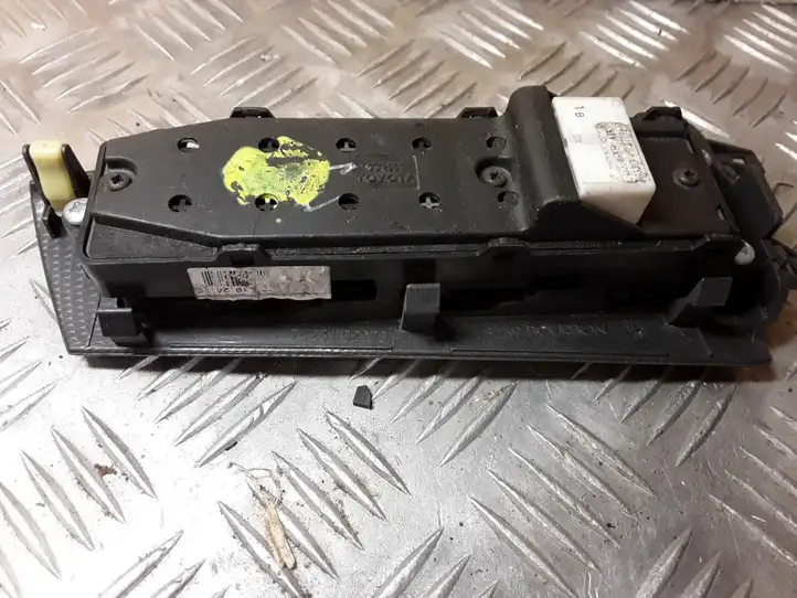 Toyota Corolla E120 E130 (2000 - 2004) 8482002080 Кнопка стеклоподъемников — фото 3