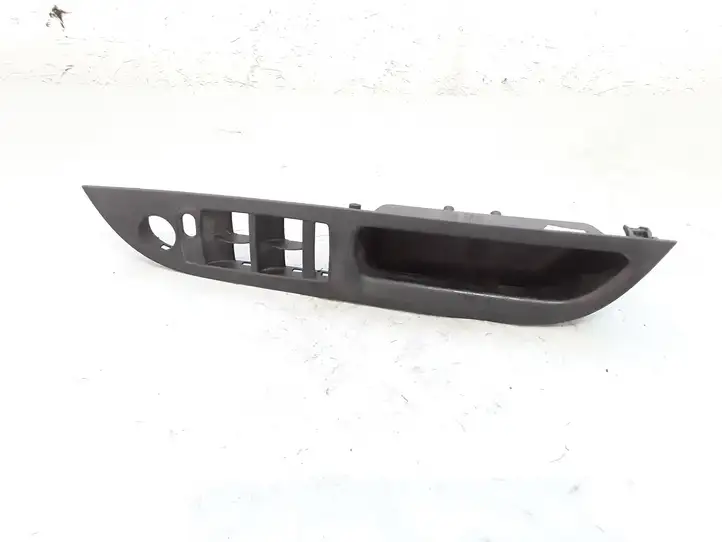 BMW 5 E60 E61 (2004 - 2010) 6983694 Накладка кнопки стеклоподъемника — фото 1