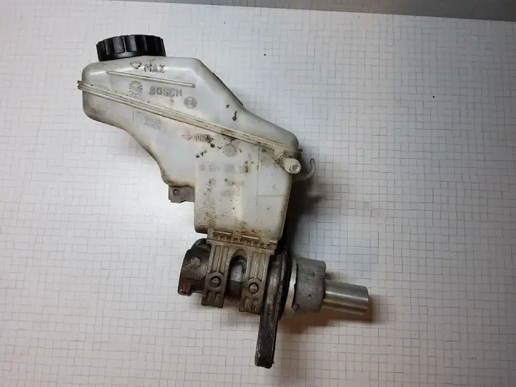 Opel Corsa D (2006 - 2010) 0204051127 Бачок тормозной жидкости — фото 1