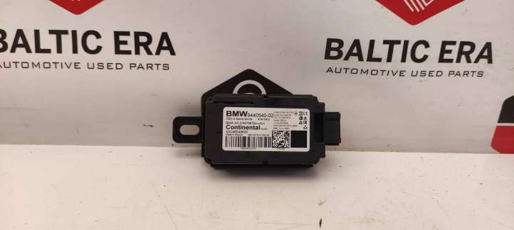 9440540 BMW 3 G20 G21 Antenos stiprintuvas