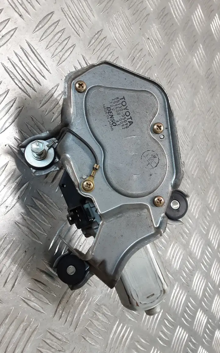 Toyota Avensis T250 (2006 - 2009) 8513005090 Двигатель стеклоочистителя заднего стекла — фото 1