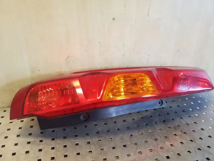 Nissan X-Trail T31 (2007 - 2014) 22063929 Задний фонарь в кузове — фото 3