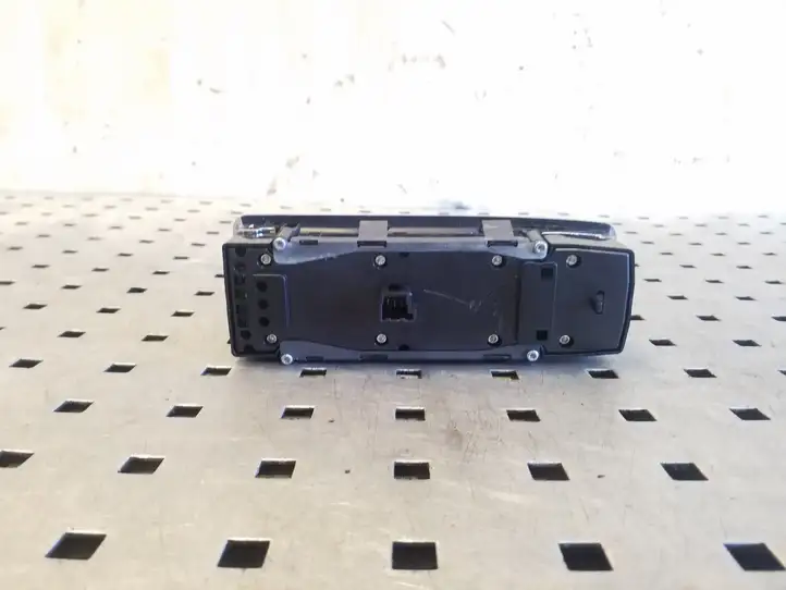 Mercedes-Benz E W212 (2009 - 2016) A2129056100 Блок кнопок стеклоподъемников — фото 2
