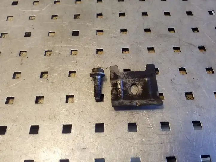Volkswagen PASSAT CC (2012 - 2017) 1J0803219 Держатель аккумулятора — фото 2