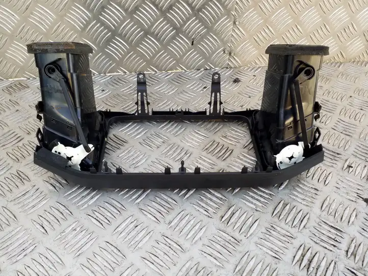 Volkswagen Sharan (2010 - 2015) 7N0858069D Центральный воздушный дефлектор — фото 4