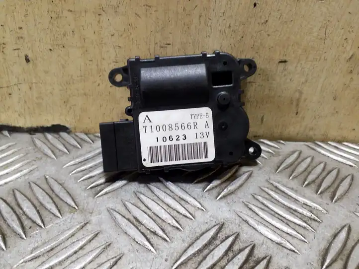 Nissan Juke I F15 (2010 - 2018) T1008566R Двигатель задвижки потока воздуха — фото 1