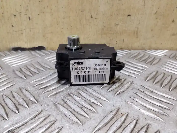 Nissan Juke I F15 (2010 - 2018) T1007781T Двигатель задвижки потока воздуха — фото 4
