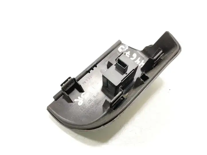 Land Rover Range Rover L322 (2005 - 2009) YUF000072 Блок кнопок стеклоподъемников — фото 6