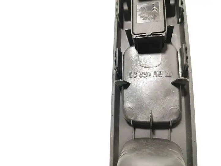 Peugeot 5008 (2009 - 2013) 96650618 Блок кнопок стеклоподъемников — фото 7
