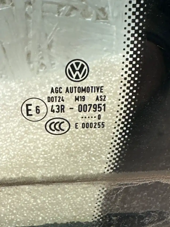 Volkswagen Tiguan (2007 - 2011) 43R007951 Стекло задней двери — фото 3